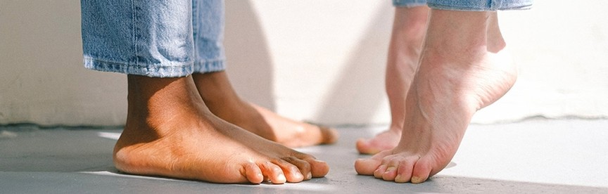 I tanti benefici del massaggio ai piedi, sono inaspettati: non